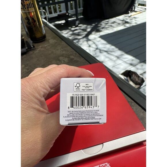 Fenty Skin Watch Ya Tone Niacinamide Dark Spot Serum, 1 oz Cruelty-Free Vegan - Picture 4 of 12